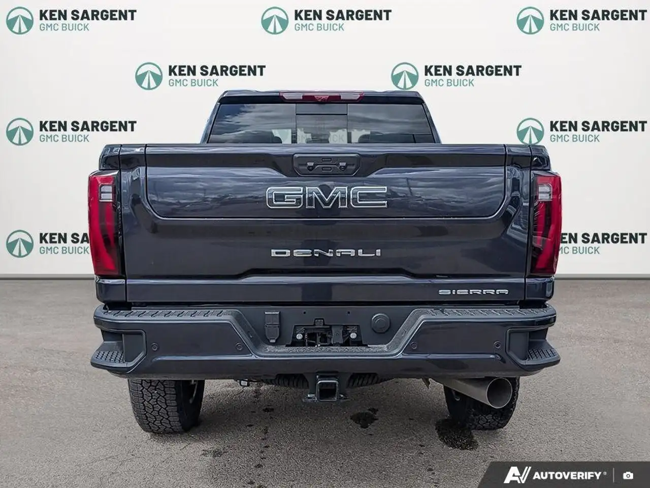 GMC Sierra 3500HD fotografie GMC Sierra 3500HD