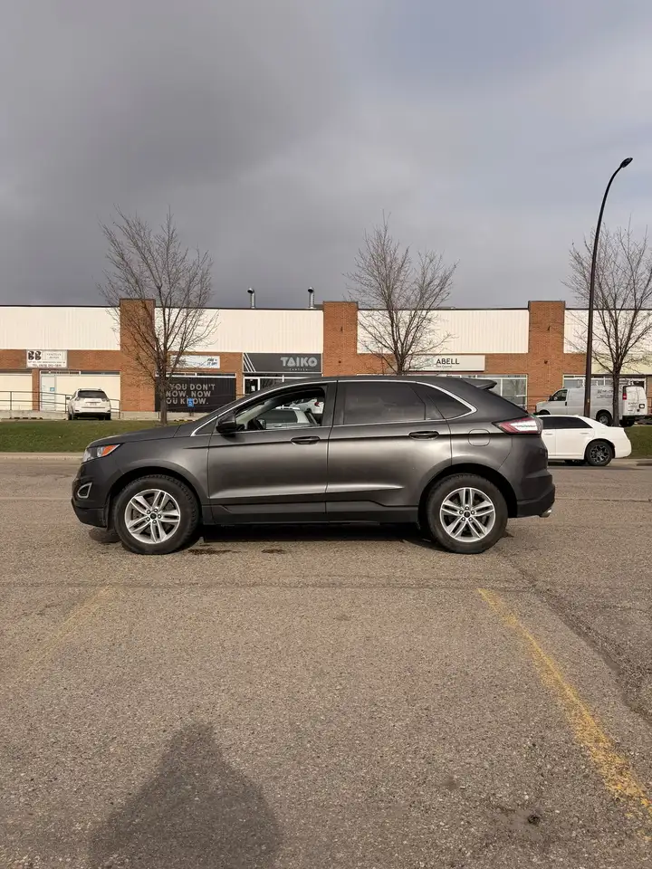 Ford Edge fotografie Ford Edge