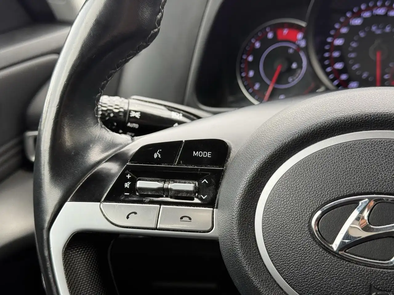 Hyundai ELANTRA fotografie Hyundai ELANTRA