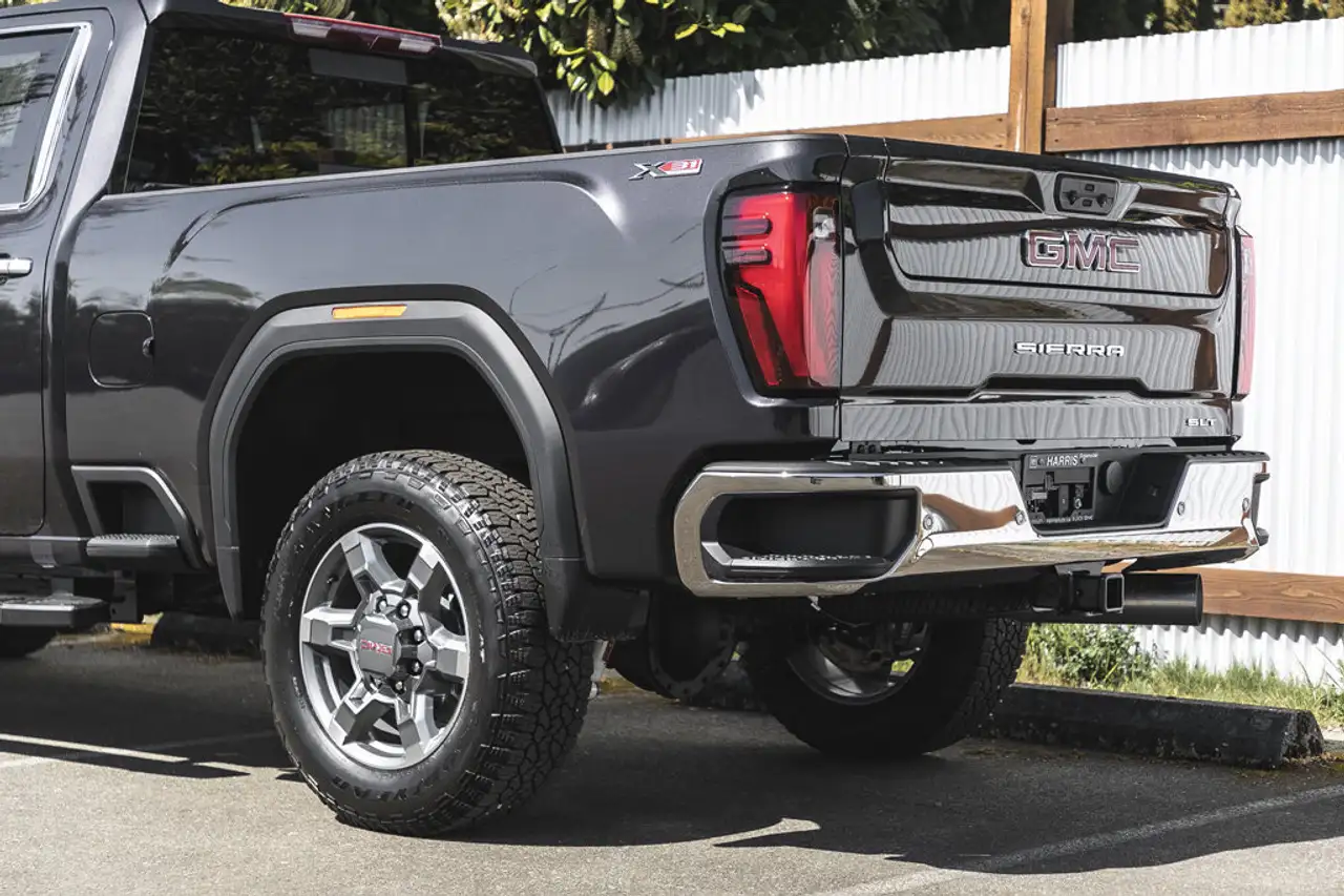 GMC Sierra 3500HD снимка GMC Sierra 3500HD