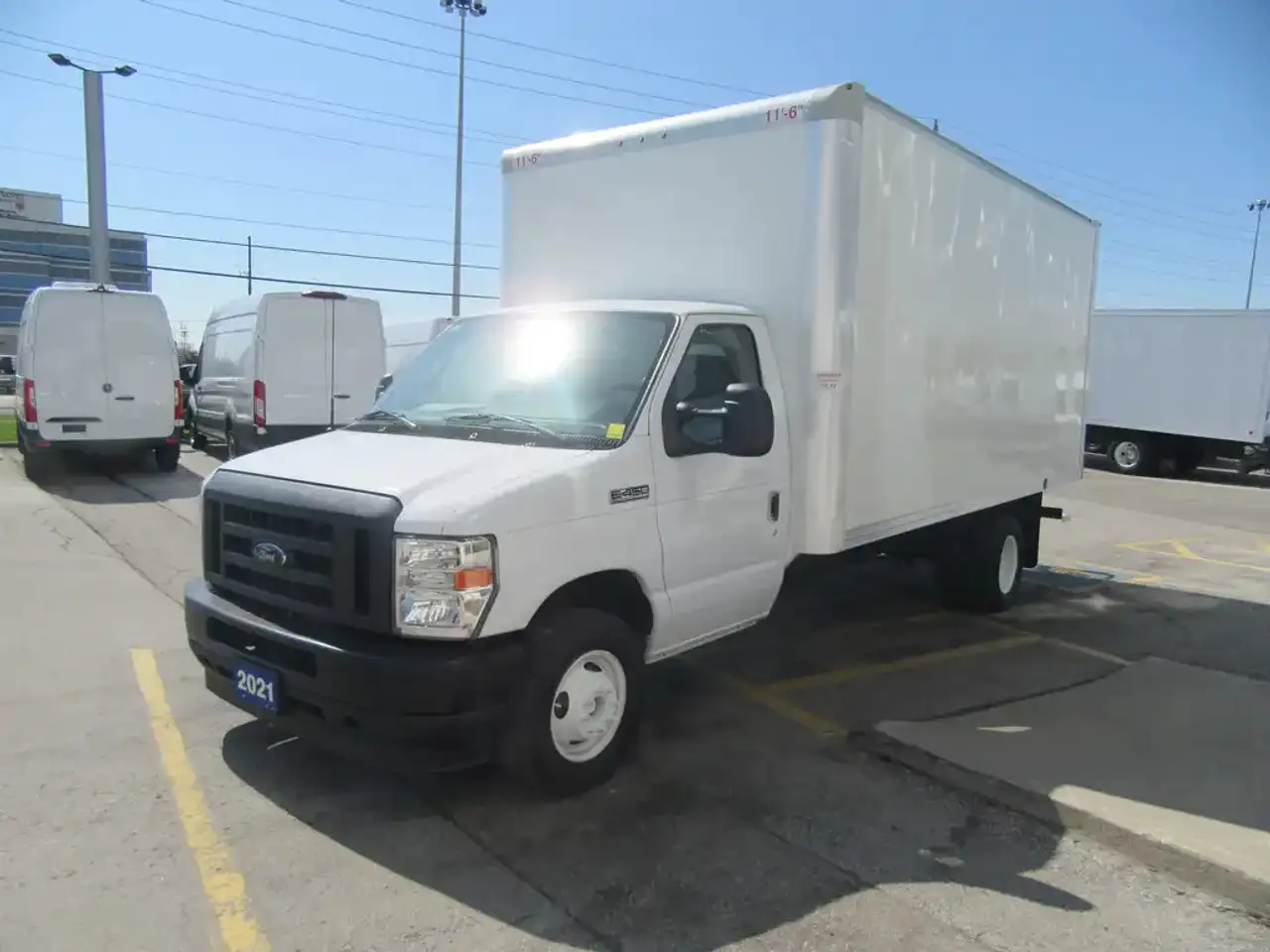 2021 Ford E-450