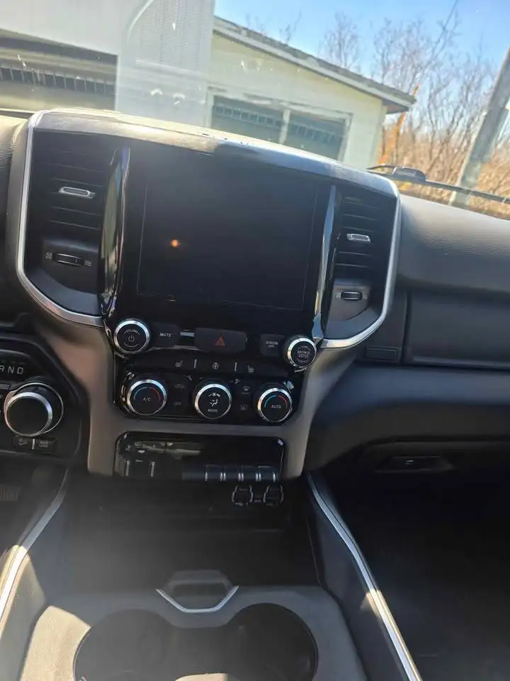 RAM 1500 photo RAM 1500