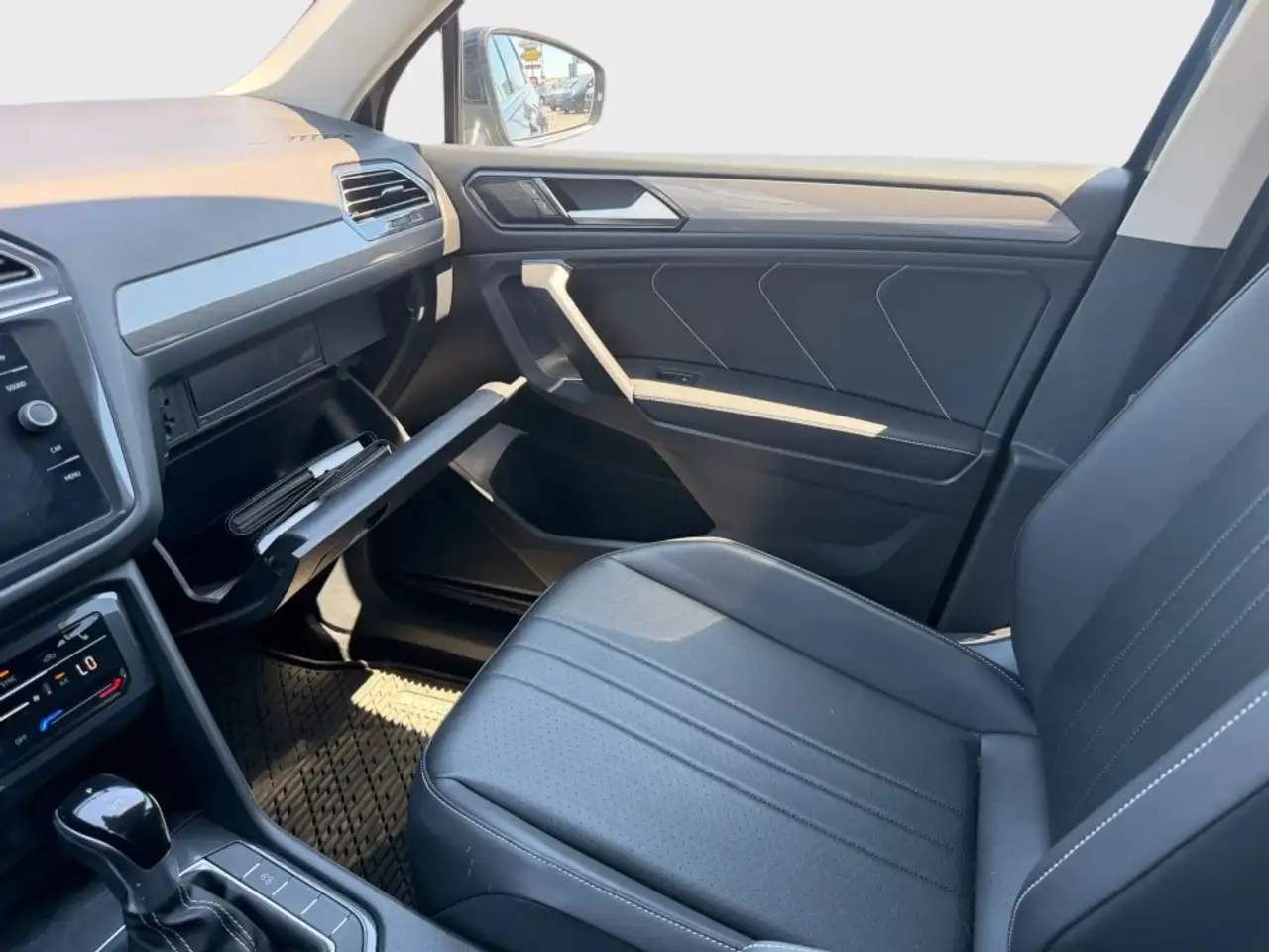 Volkswagen Tiguan снимка Volkswagen Tiguan