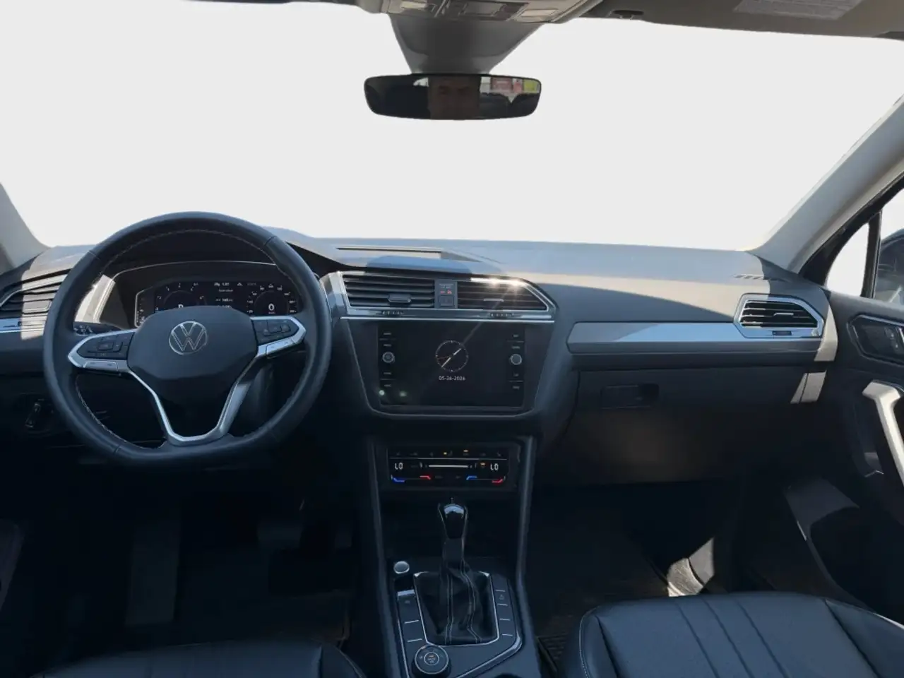Volkswagen Tiguan снимка Volkswagen Tiguan