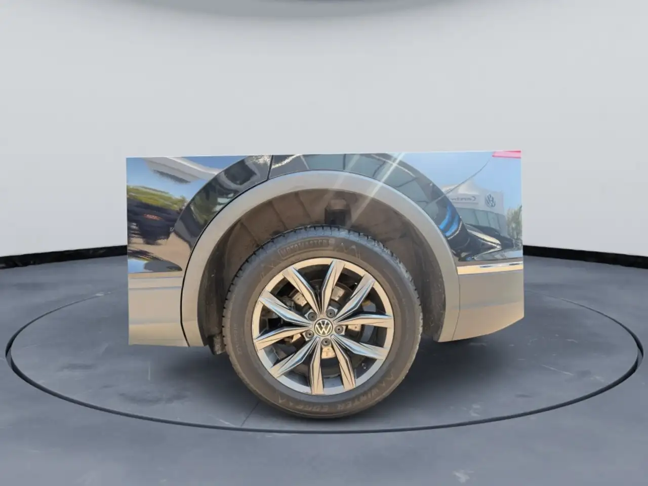Volkswagen Tiguan снимка Volkswagen Tiguan