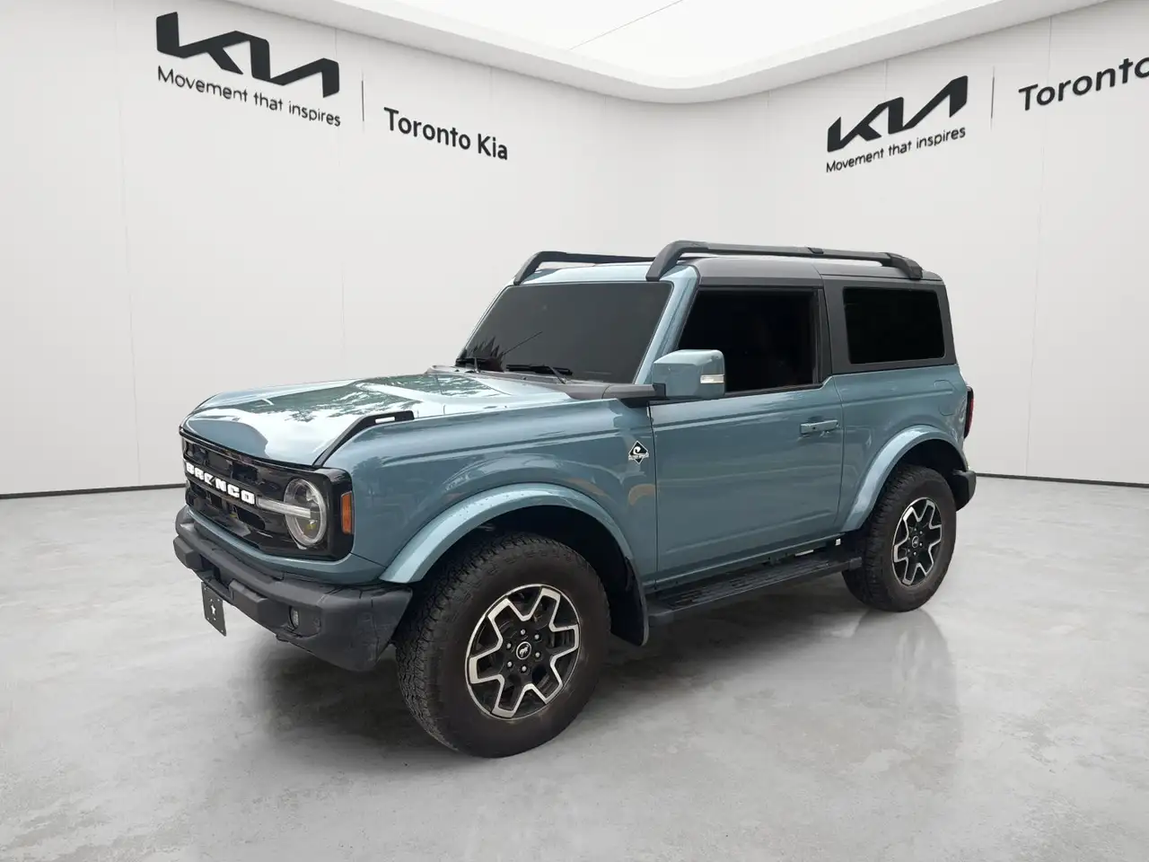 Ford Bronco photo Ford Bronco
