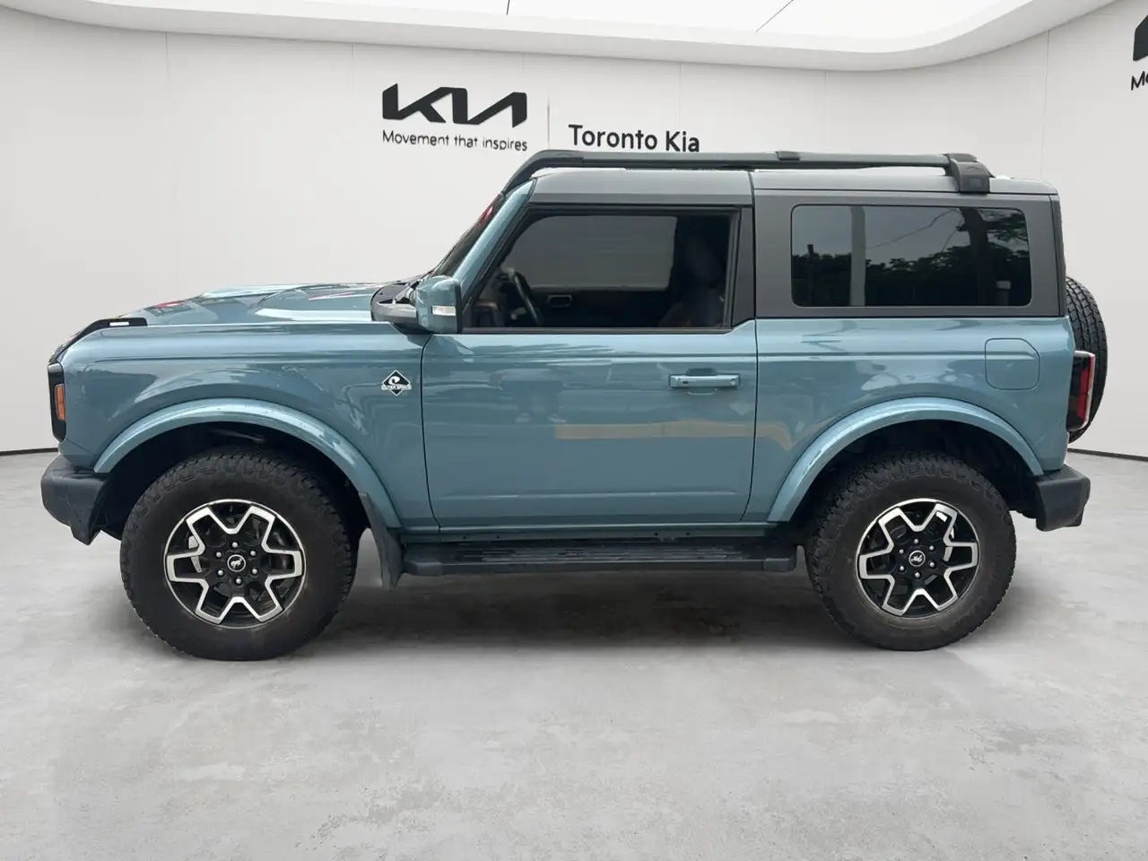Ford Bronco photo Ford Bronco