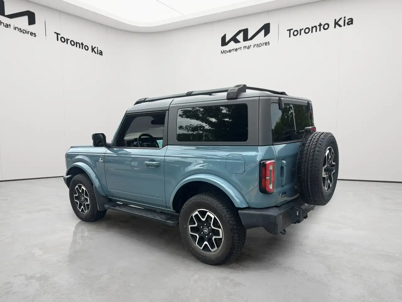 Ford Bronco photo Ford Bronco