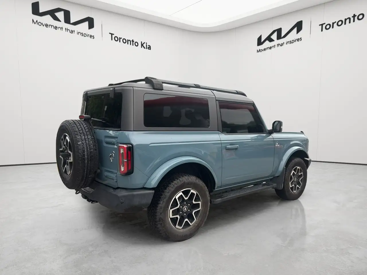 Ford Bronco photo Ford Bronco