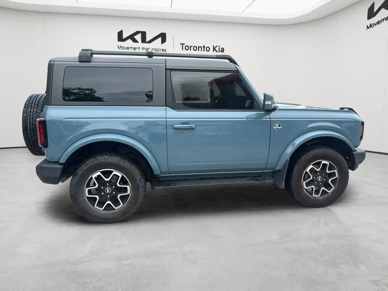 Ford Bronco photo Ford Bronco