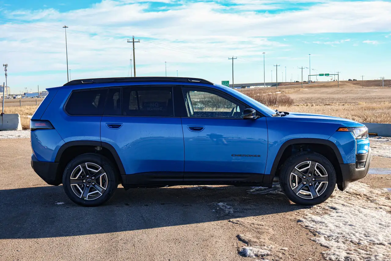 Jeep Cherokee снимка Jeep Cherokee