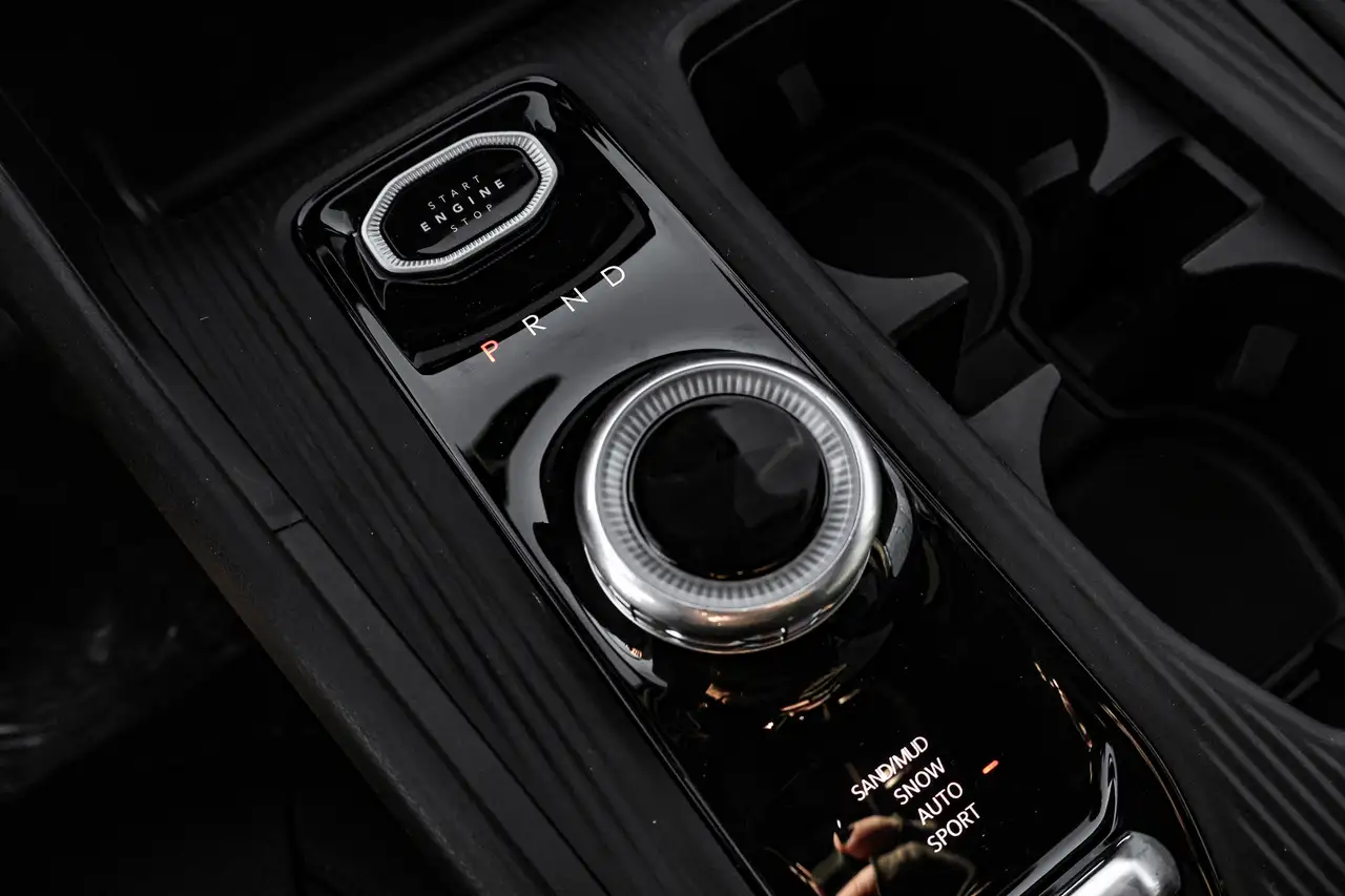 Jeep Cherokee снимка Jeep Cherokee