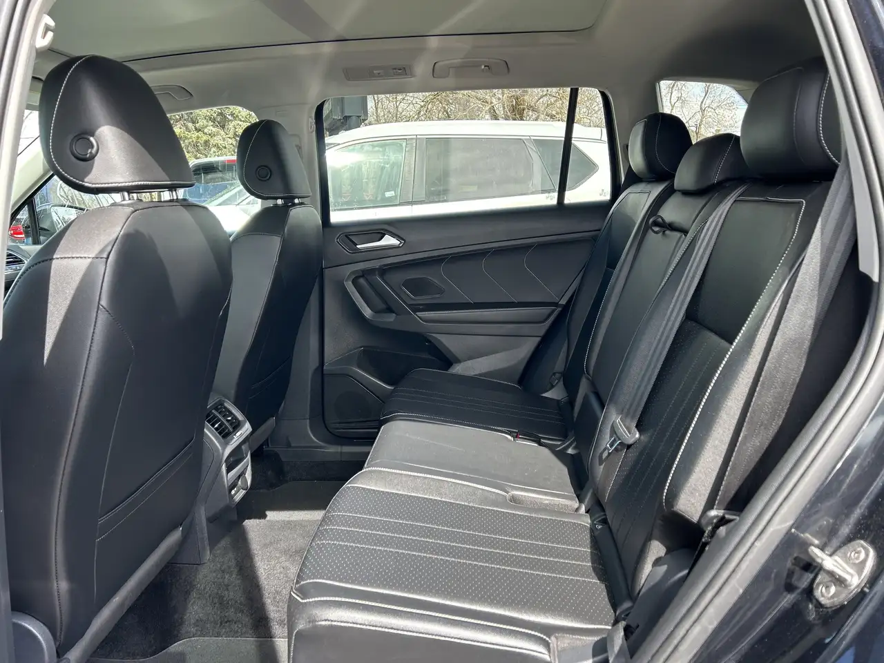 Volkswagen Tiguan снимка Volkswagen Tiguan