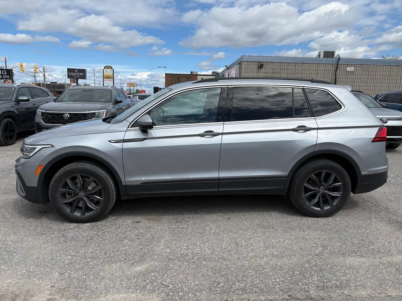 Volkswagen Tiguan снимка Volkswagen Tiguan