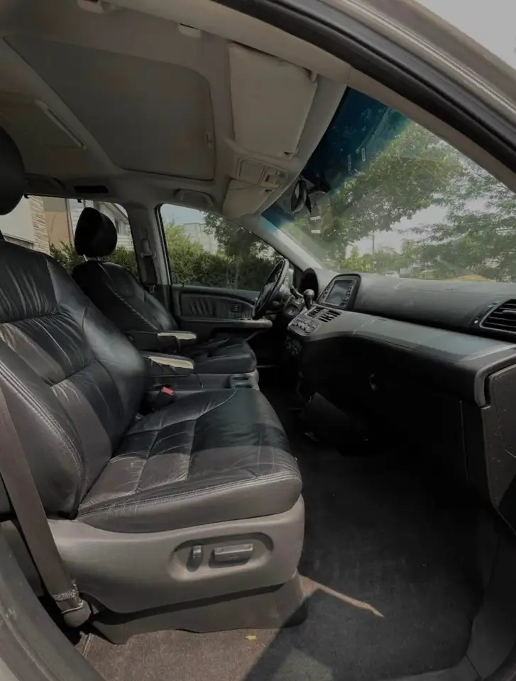 Honda Odyssey снимка Honda Odyssey
