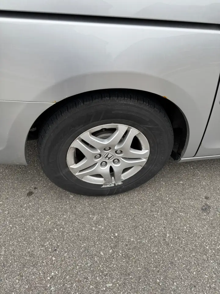 Honda Odyssey снимка Honda Odyssey