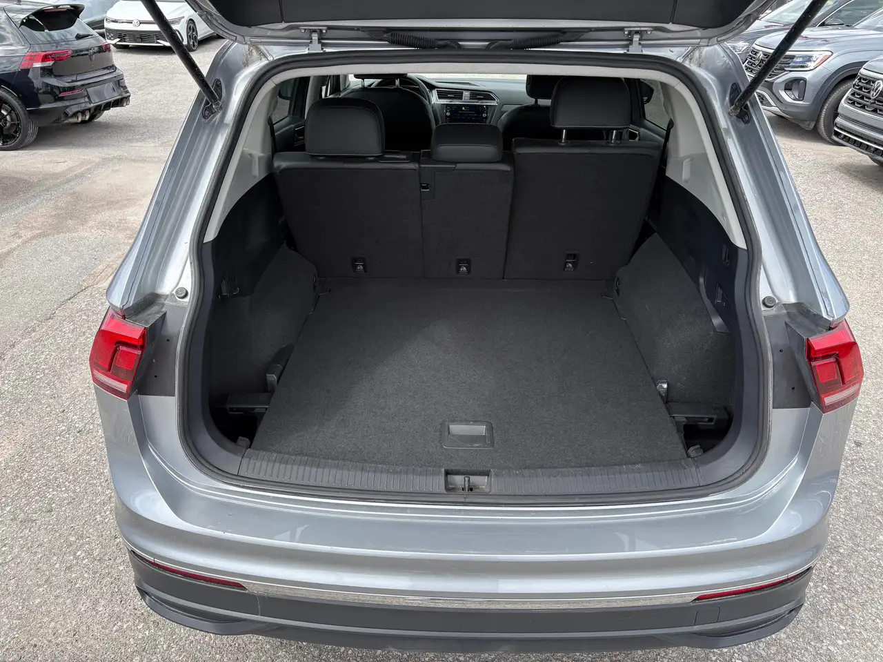 Volkswagen Tiguan снимка Volkswagen Tiguan