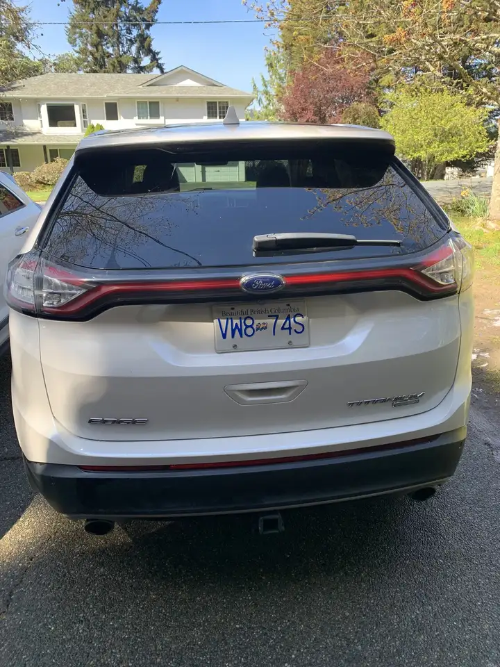 Ford Edge photo Ford Edge