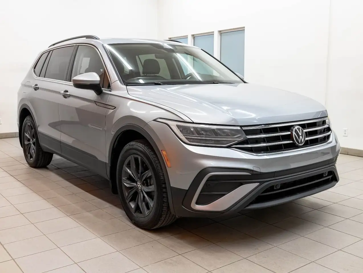 Volkswagen Tiguan снимка Volkswagen Tiguan