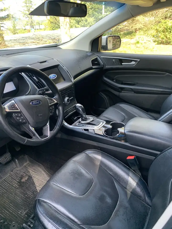 Ford Edge photo Ford Edge