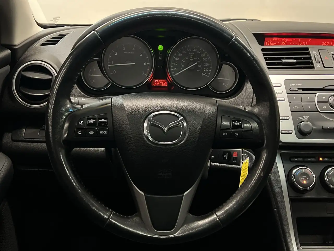 Mazda 6 снимка Mazda 6