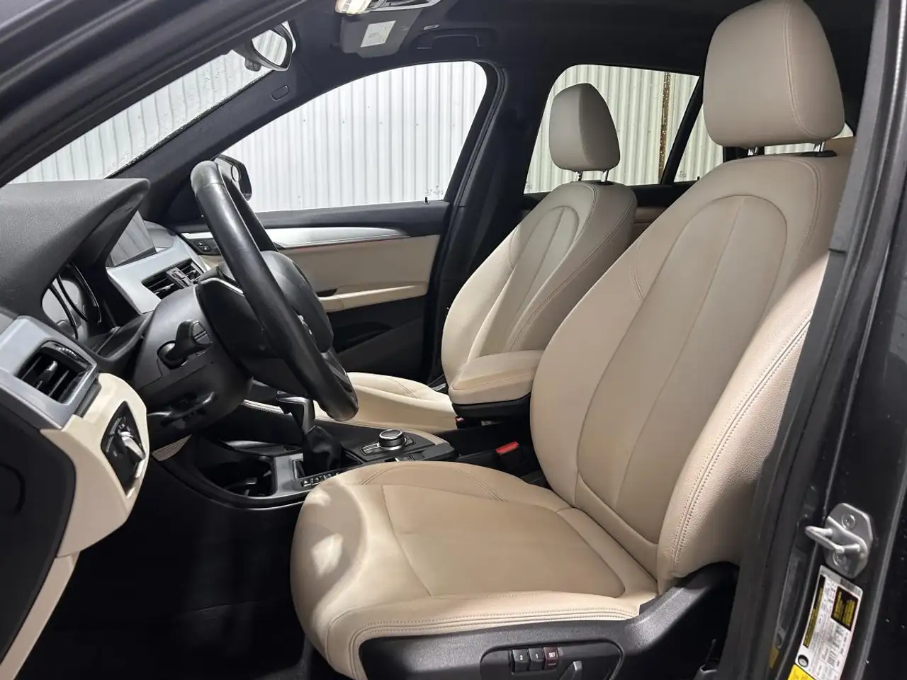 BMW X1 снимка BMW X1