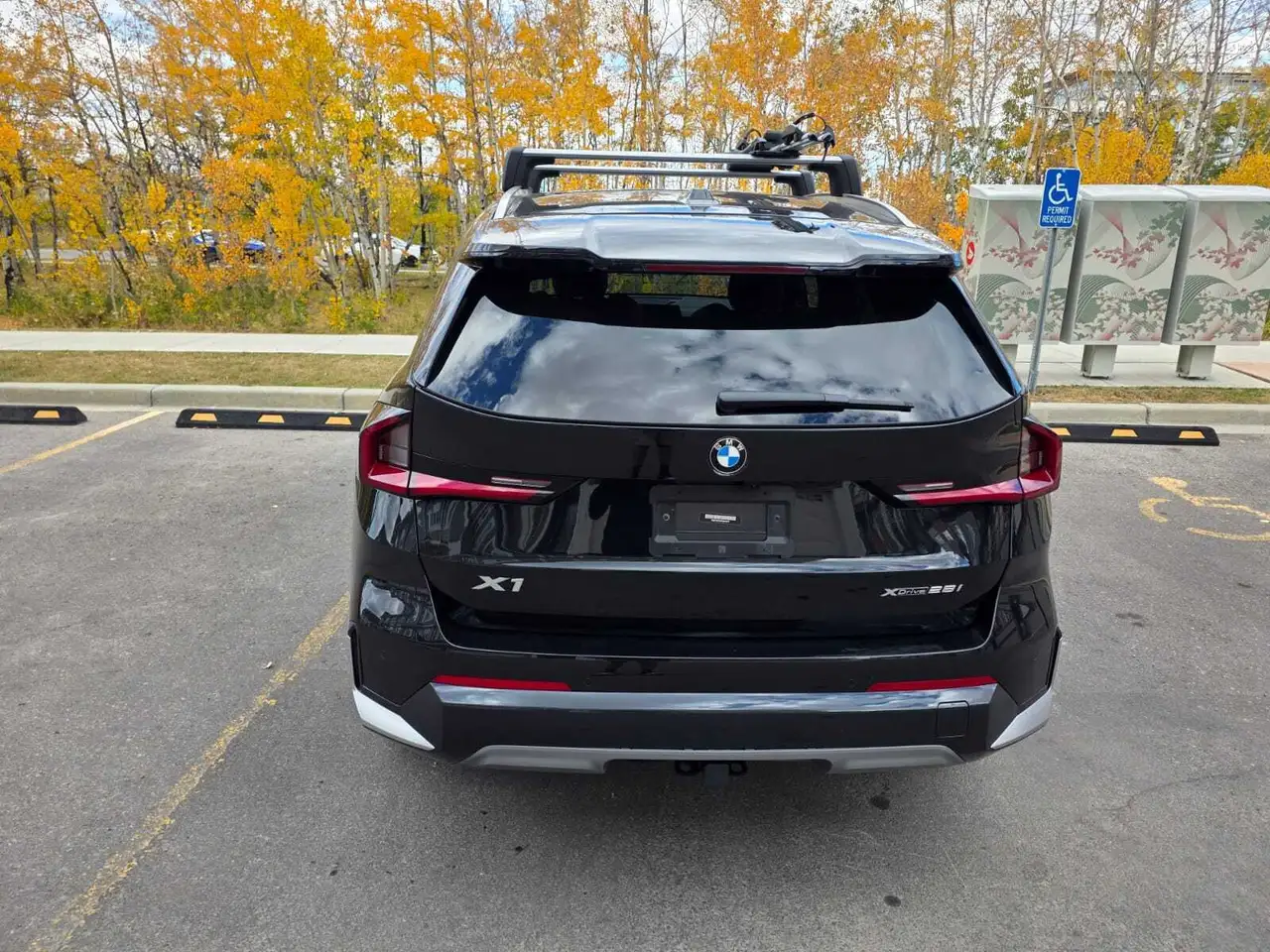 BMW X1 photo BMW X1