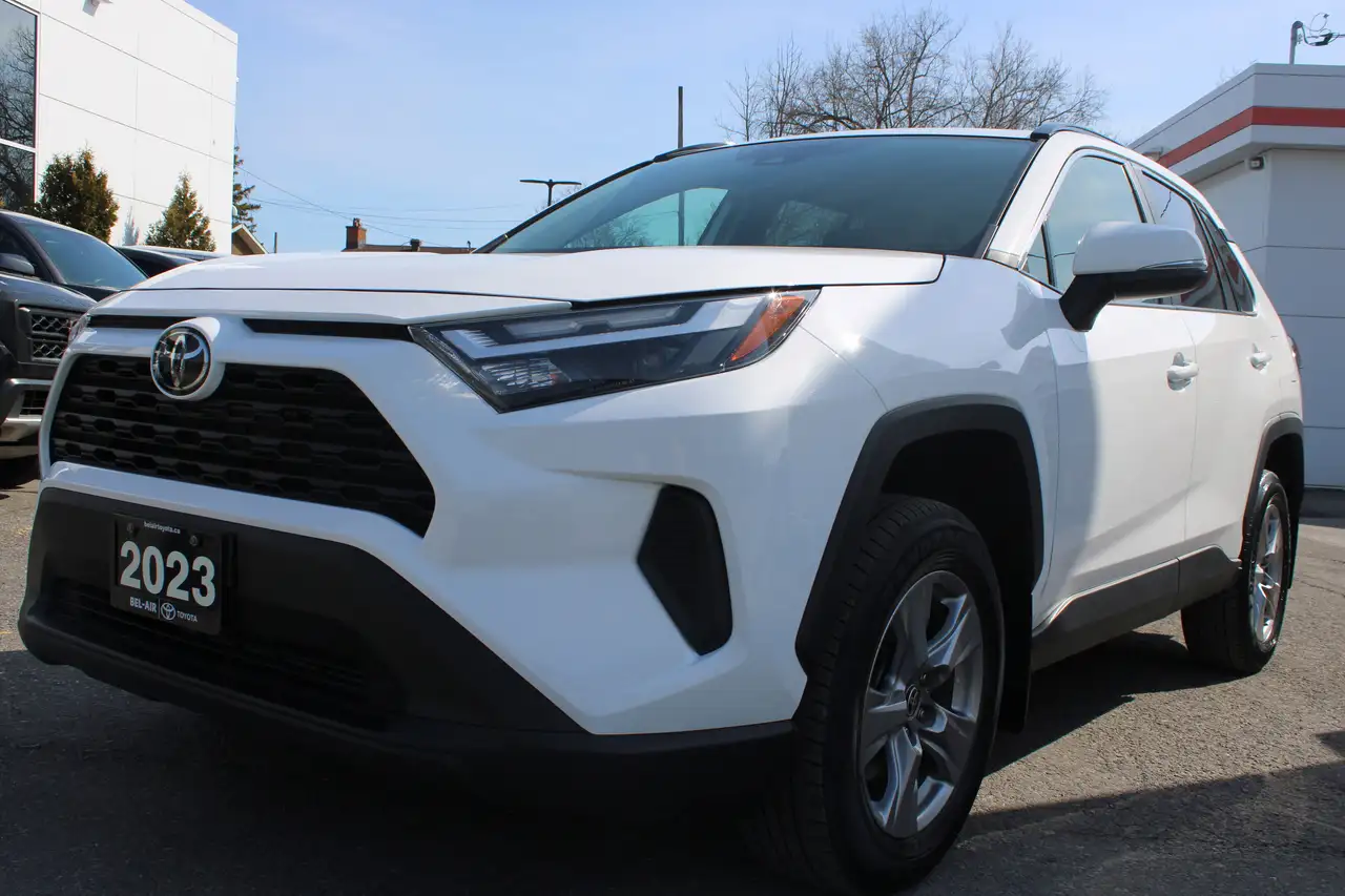 Toyota RAV 4 снимка Toyota RAV 4