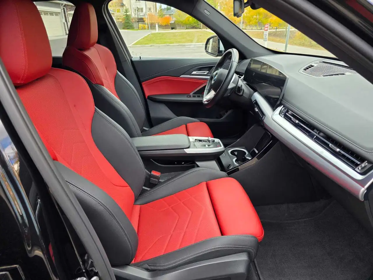 BMW X1 photo BMW X1