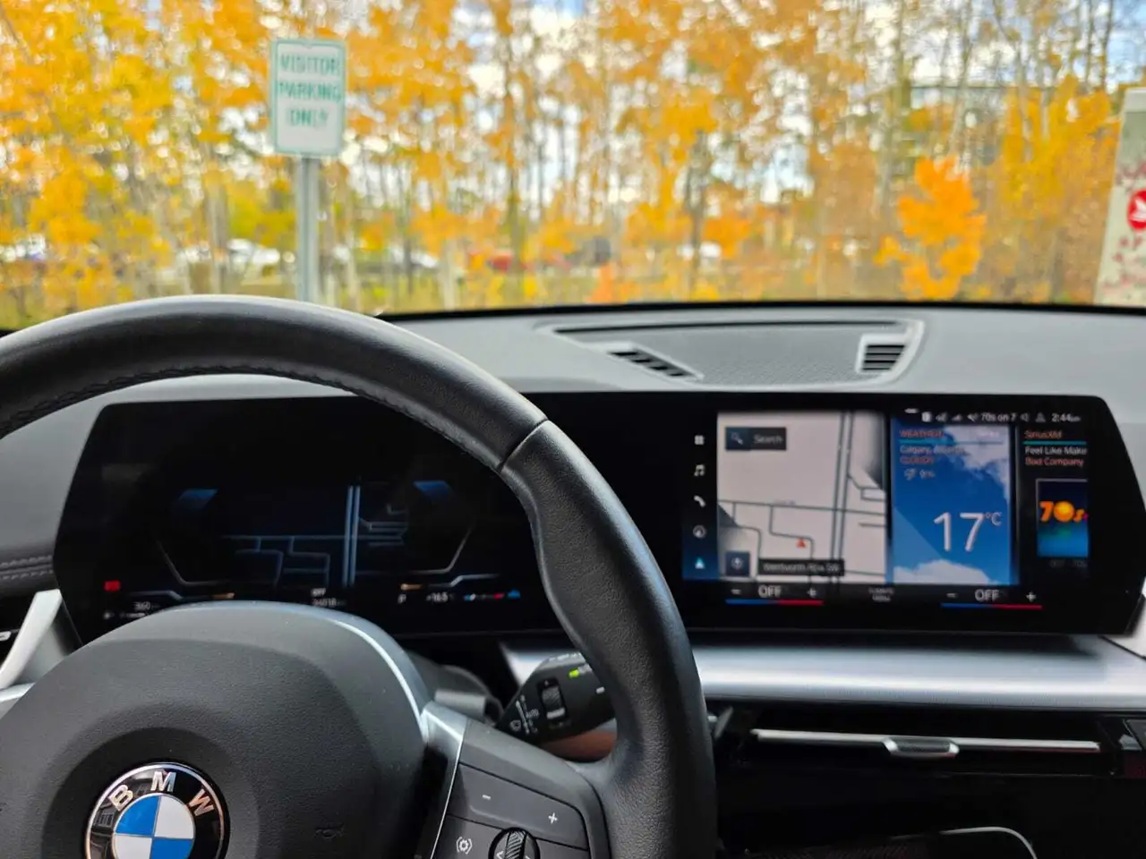 BMW X1 photo BMW X1