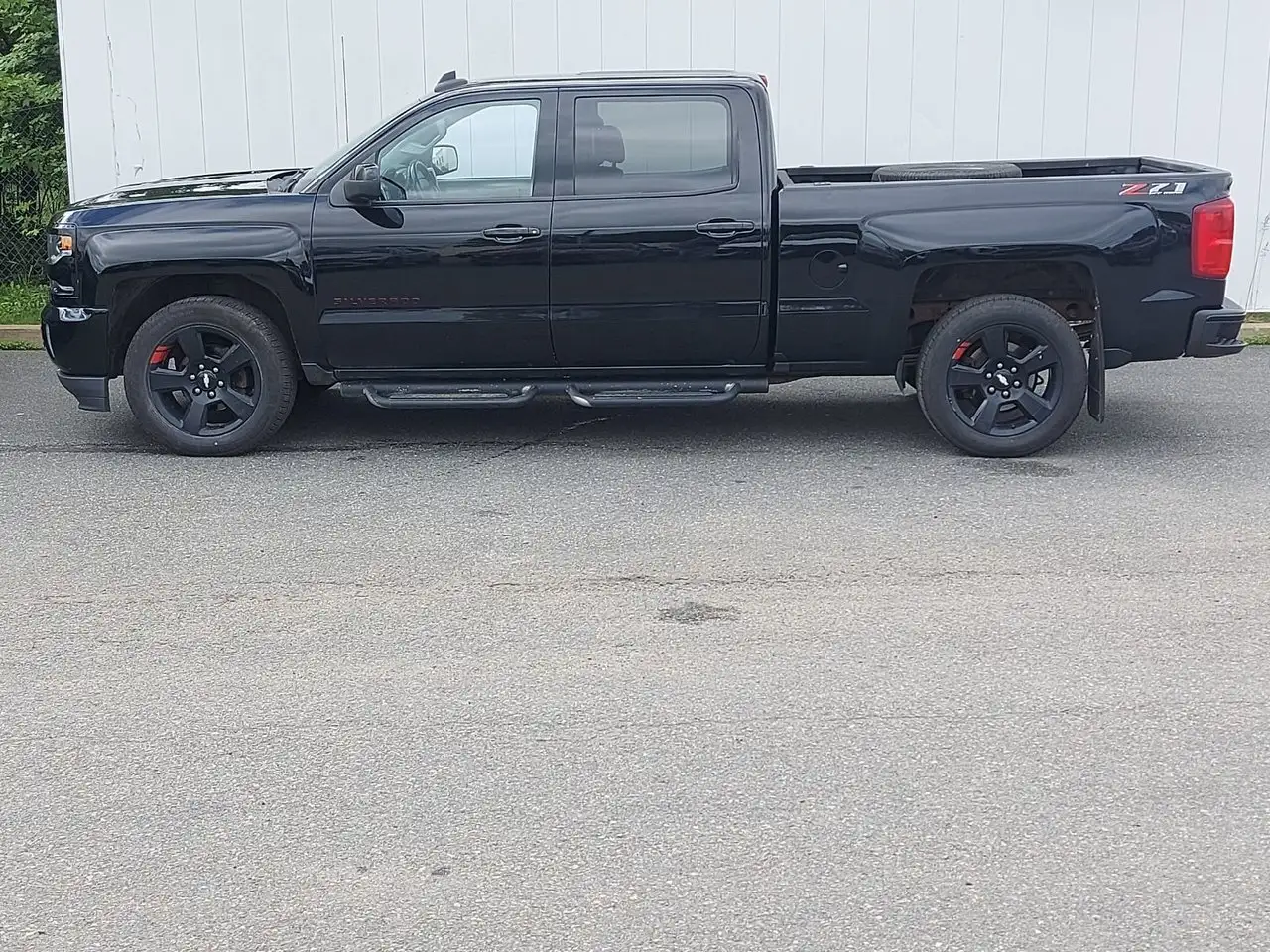 Chevrolet Silverado 1500 photo Chevrolet Silverado 1500