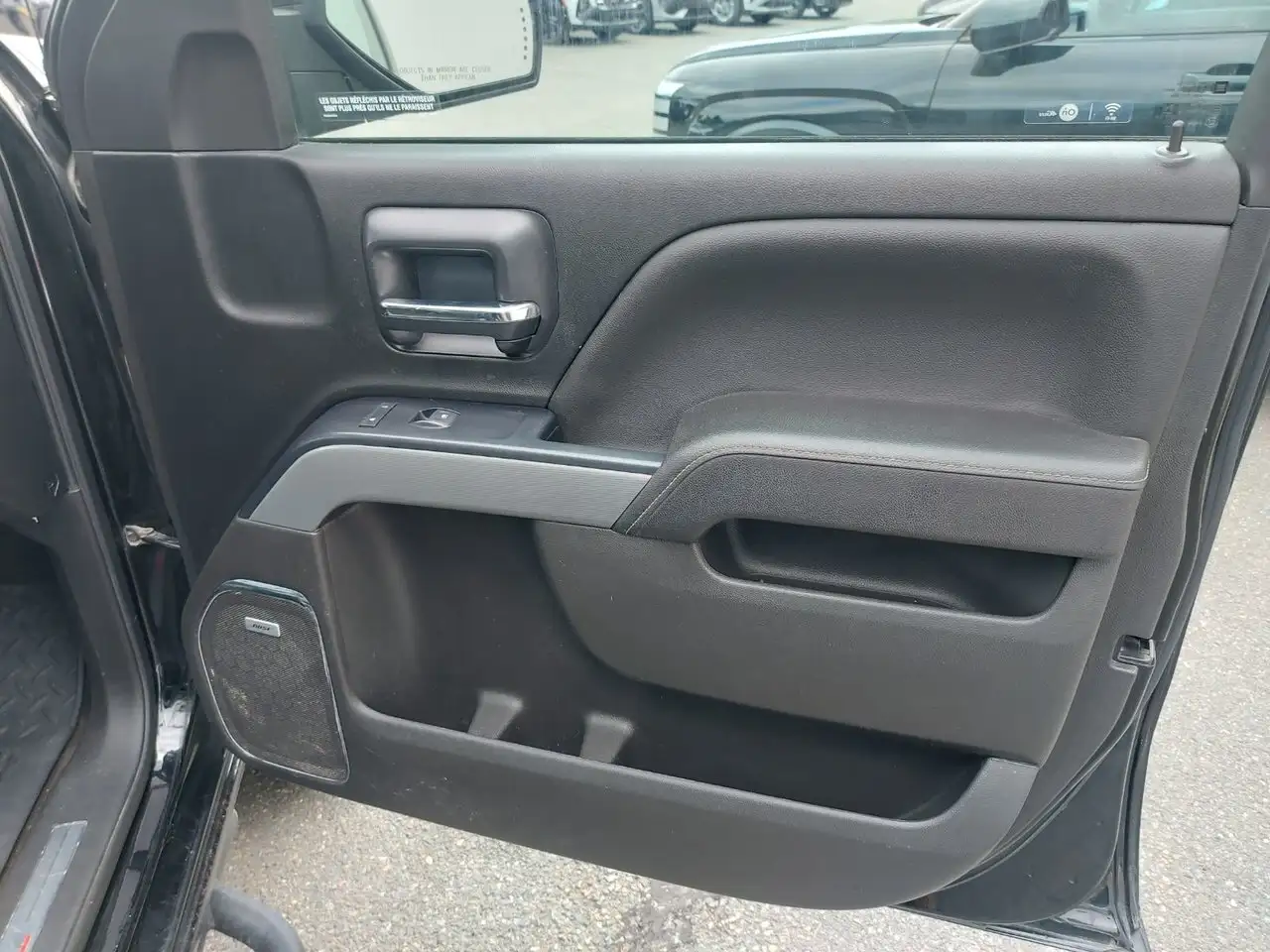 Chevrolet Silverado 1500 photo Chevrolet Silverado 1500