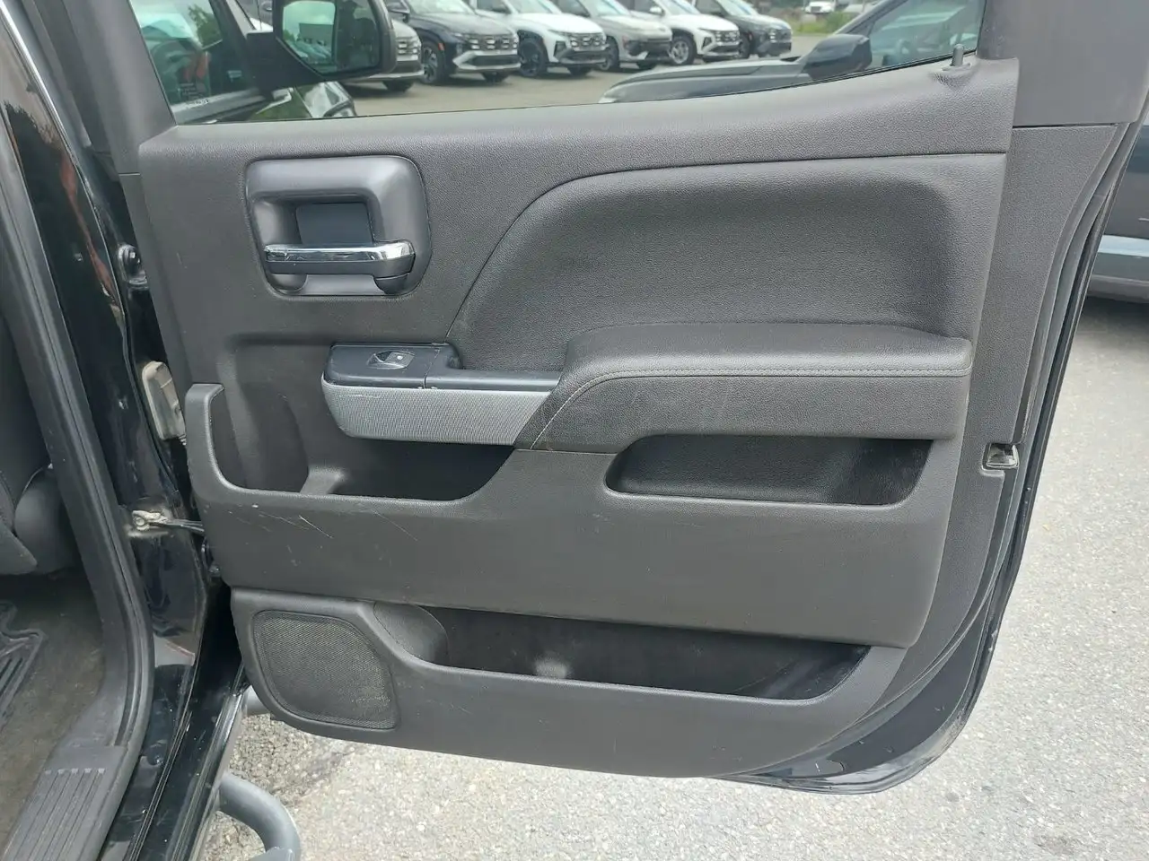 Chevrolet Silverado 1500 photo Chevrolet Silverado 1500