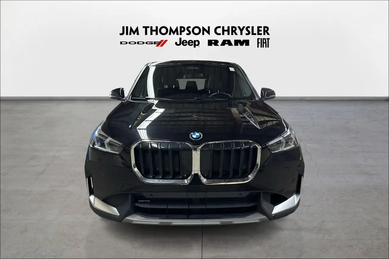 BMW X1 photo BMW X1