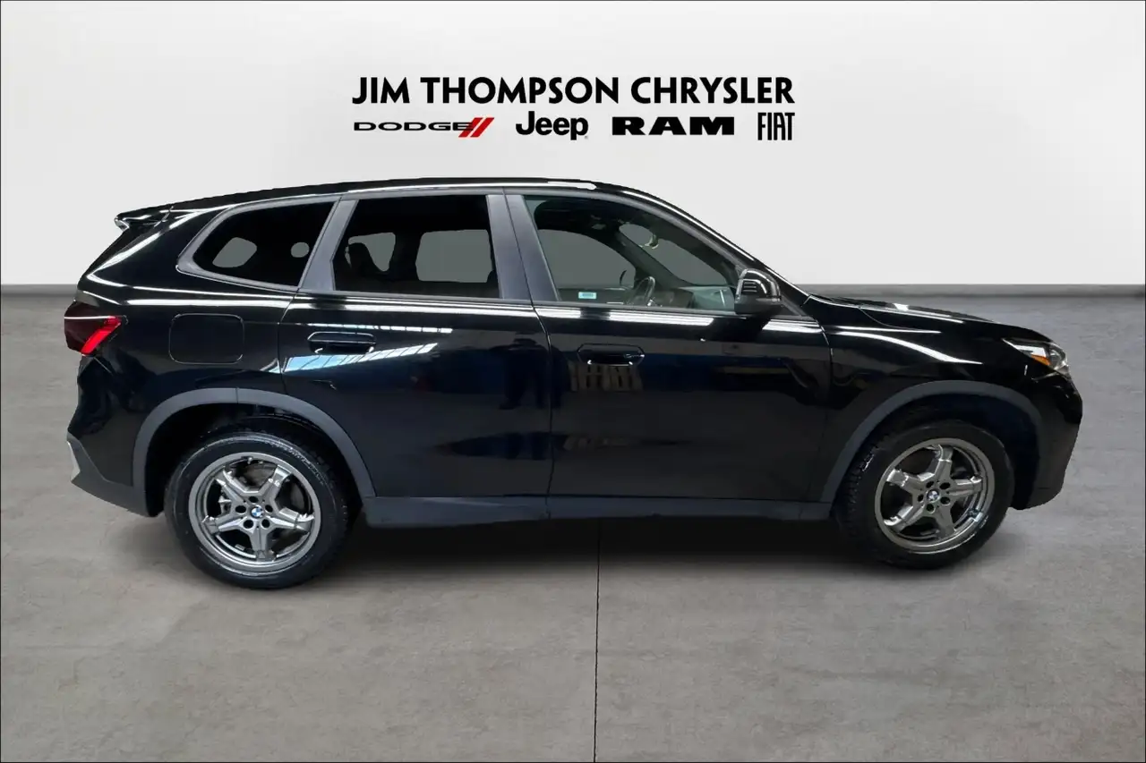BMW X1 photo BMW X1