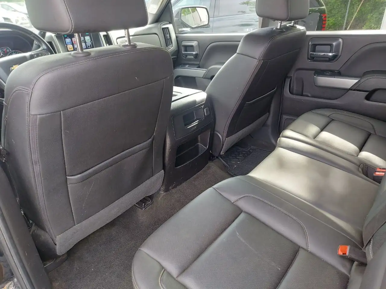 Chevrolet Silverado 1500 photo Chevrolet Silverado 1500