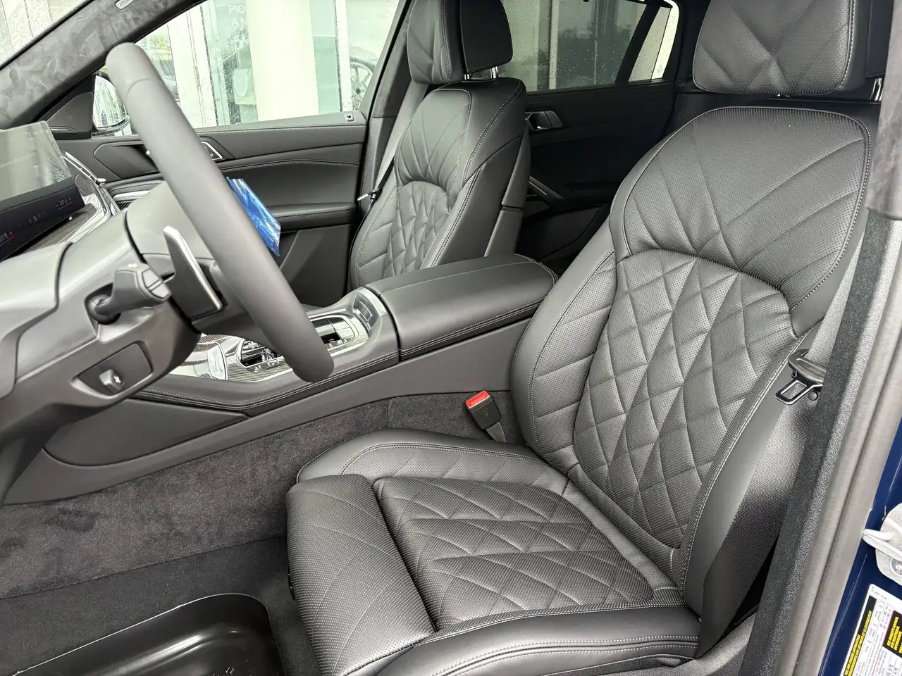BMW X6 снимка BMW X6