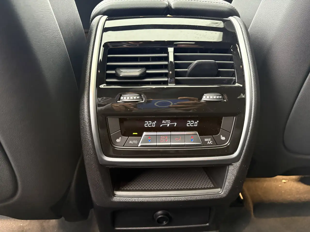 BMW X6 снимка BMW X6