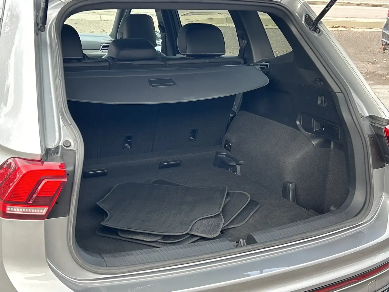 Volkswagen Tiguan снимка Volkswagen Tiguan