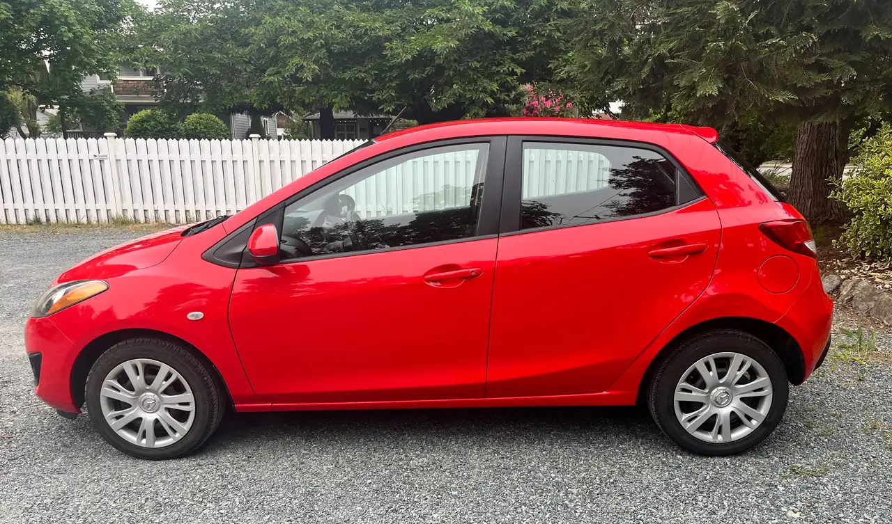 2013 Mazda 2