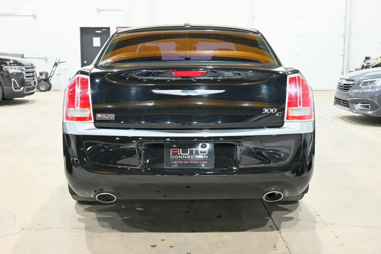 Chrysler 300 снимка Chrysler 300
