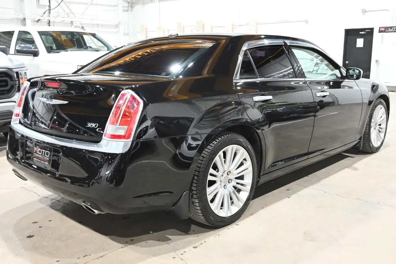 Chrysler 300 снимка Chrysler 300
