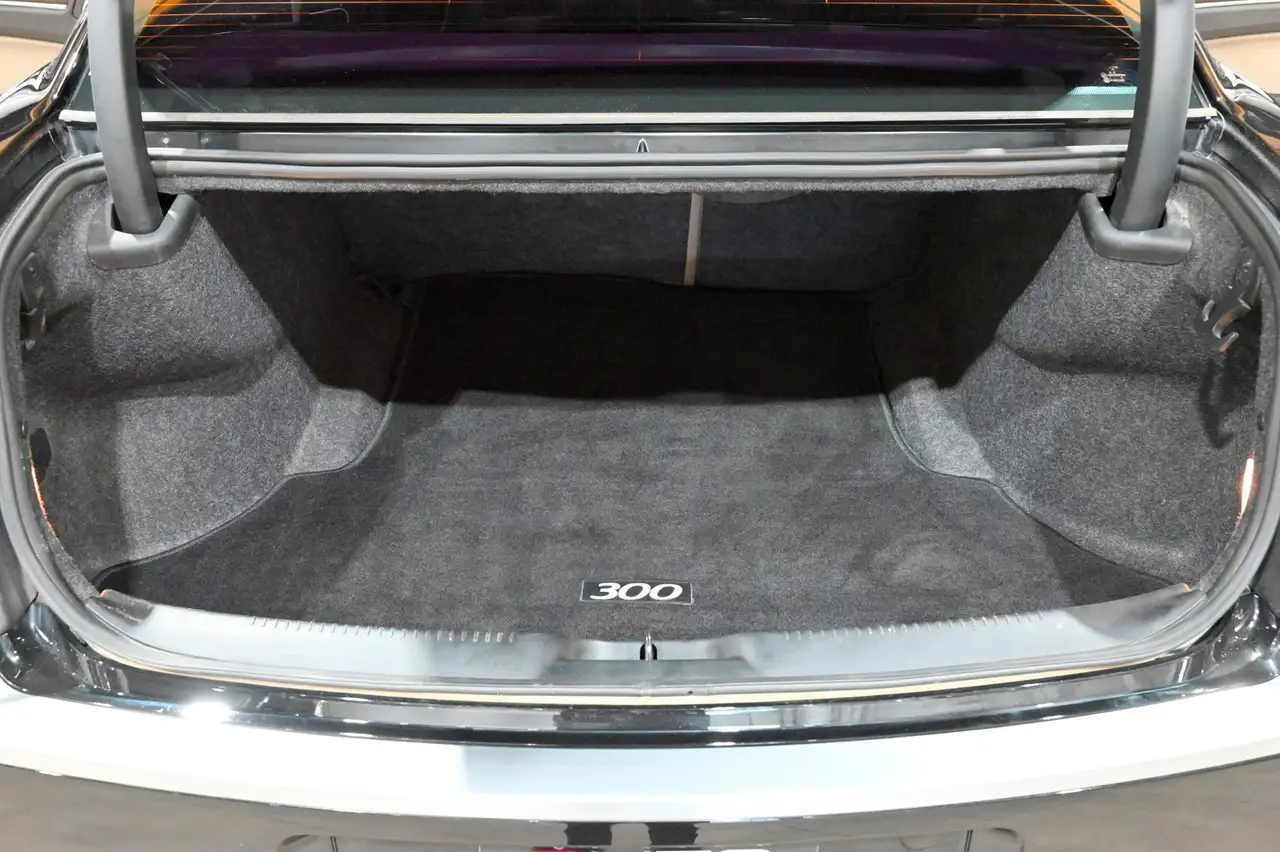 Chrysler 300 снимка Chrysler 300