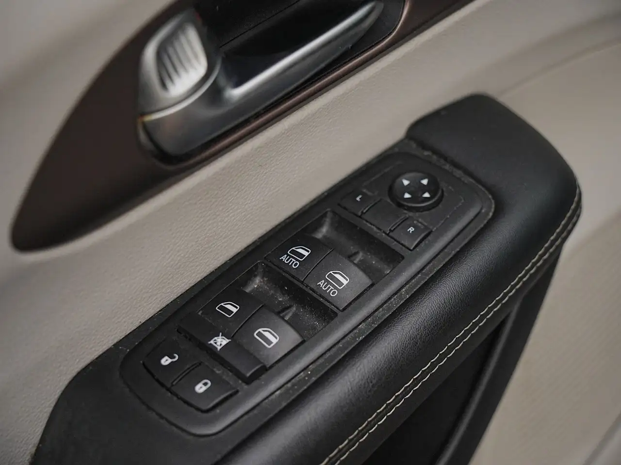 Chrysler Pacifica fotografie Chrysler Pacifica