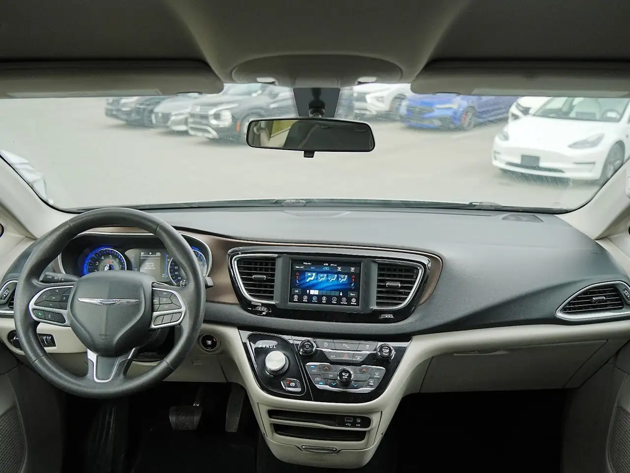 Chrysler Pacifica fotografie Chrysler Pacifica