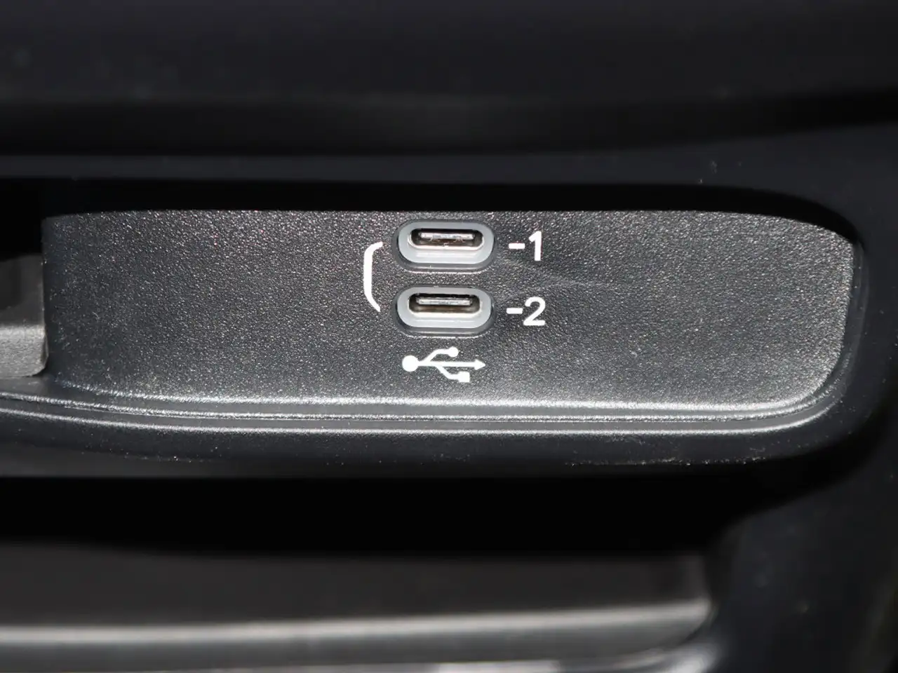 Chrysler Pacifica снимка Chrysler Pacifica