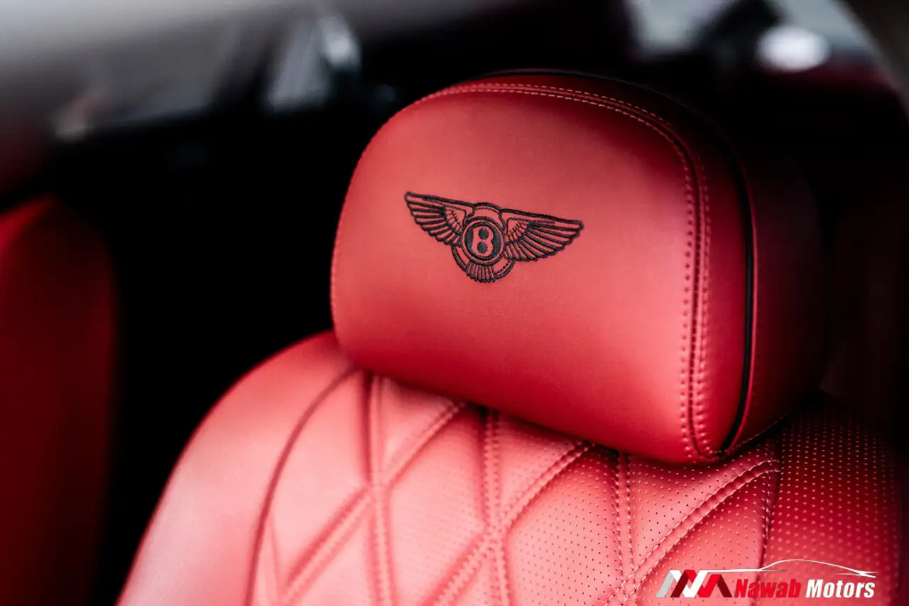 Bentley Flying Spur photo Bentley Flying Spur