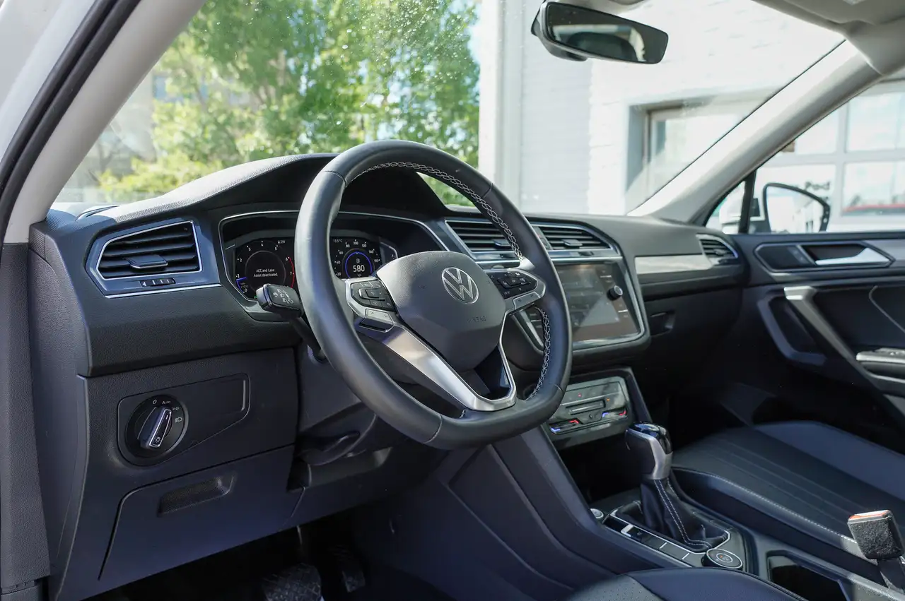 Volkswagen Tiguan снимка Volkswagen Tiguan