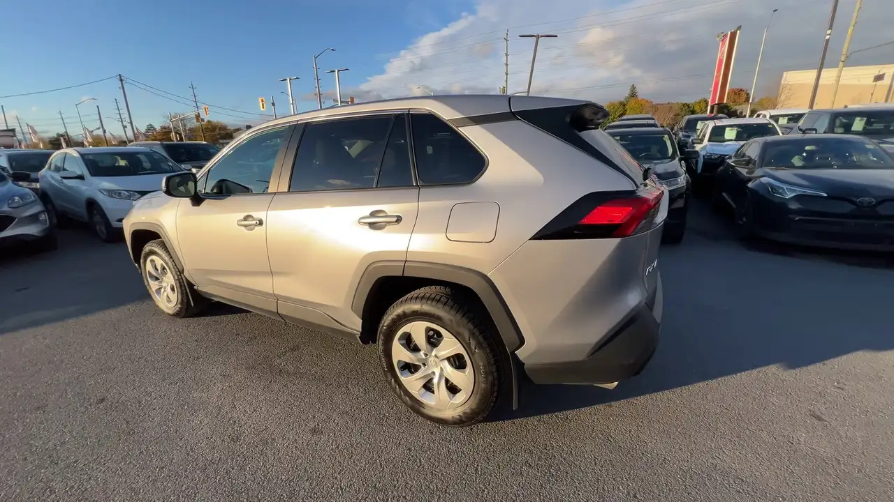 Toyota RAV 4 снимка Toyota RAV 4