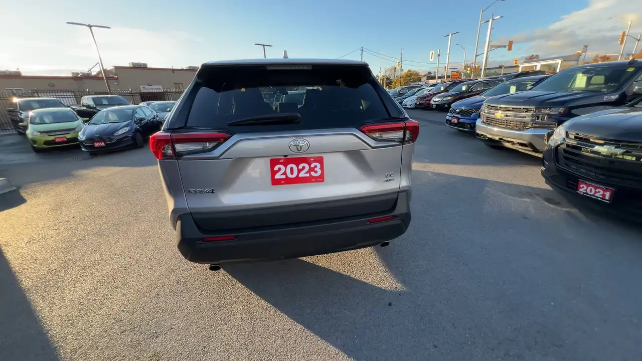 Toyota RAV 4 снимка Toyota RAV 4